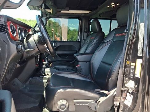 Used 2022 Jeep Wrangler Unlimited Rubicon w/ Safety Group AWD/4WD image 13