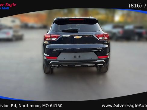 Used 2021 Chevrolet TrailBlazer ACTIV w/ Technology Package AWD/4WD image 4