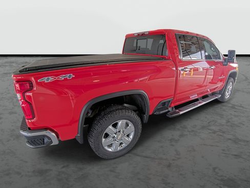 Used 2022 Chevrolet Silverado 2500 LTZ w/ LTZ Premium Package AWD/4WD image 4