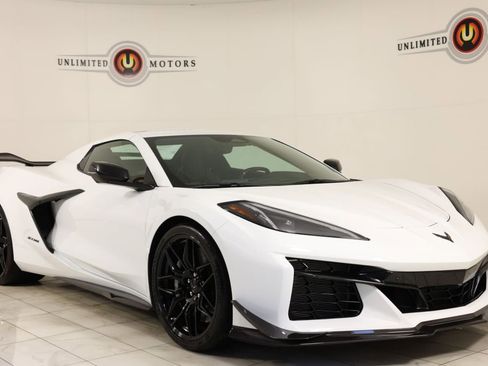 Used 2025 Chevrolet Corvette Z06 w/ Z07 Performance Package image 36