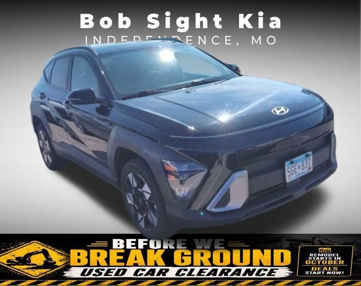 Used 2025 Hyundai Kona SEL AWD/4WD image 3
