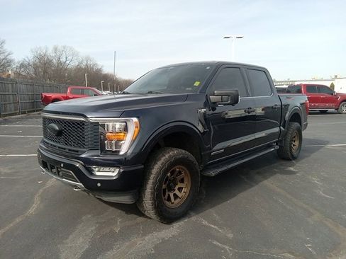 Used 2022 Ford F150 Lariat image 3