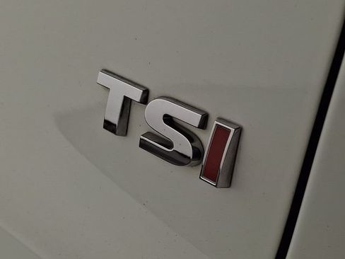 Used 2015 Volkswagen Jetta SE FWD image 29