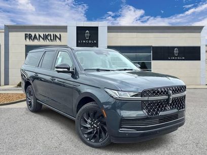 New 2026 Lincoln Navigator L Reserve w/ Jet Appearance Package