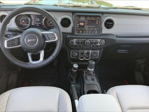 Used 2022 Jeep Gladiator Overland AWD/4WD image 31