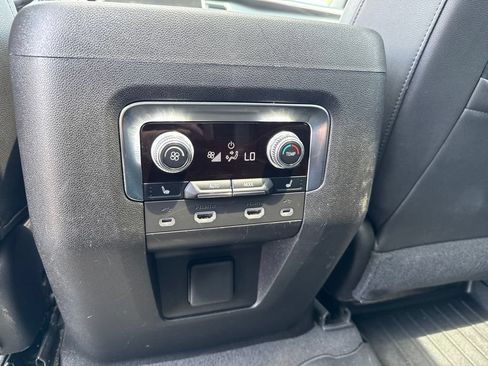Used 2021 GMC Yukon XL AT4 w/ Rear Media and Nav Package AWD/4WD image 20