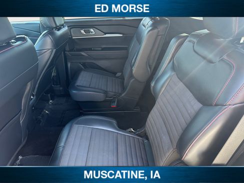 Used 2025 Ford Explorer ST-Line AWD/4WD image 13
