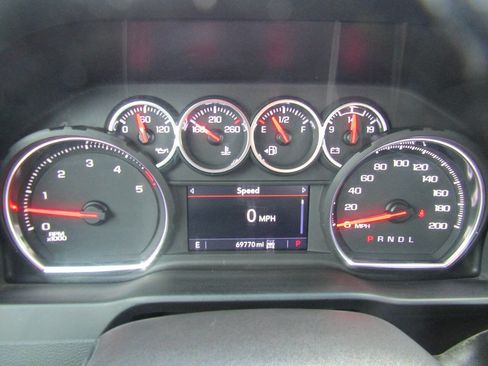 Used 2022 Chevrolet Silverado 2500 LTZ image 11