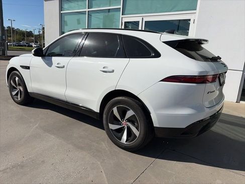Used 2022 Jaguar F-PACE S image 3
