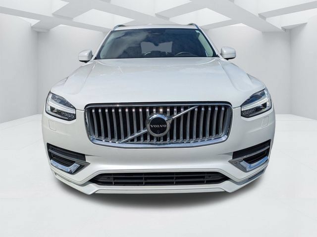 Certified 2023 Volvo XC90 B5 Plus w/ Protection Package Premier AWD/4WD image 11