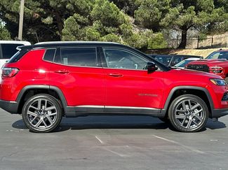 New 2026 Jeep Compass Limited w/ Sun, Sound & Navigation Group video 3