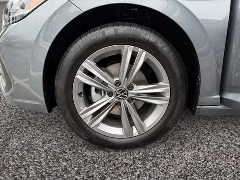 Used 2023 Volkswagen Jetta SE image 14