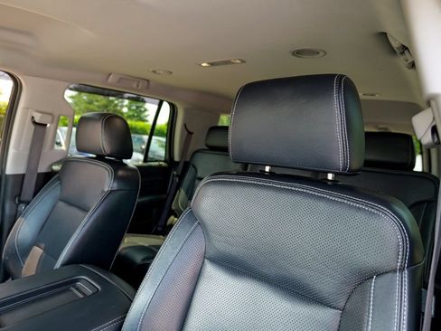 Used 2019 Chevrolet Tahoe LS w/ Enhanced Driver Alert Package AWD/4WD image 23