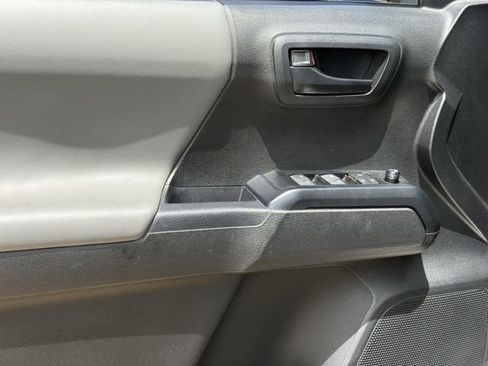 Used 2023 Toyota Tacoma SR AWD/4WD image 26