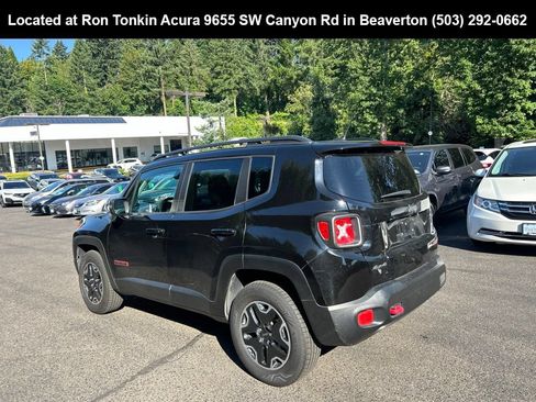Used 2016 Jeep Renegade Trailhawk AWD/4WD image 4