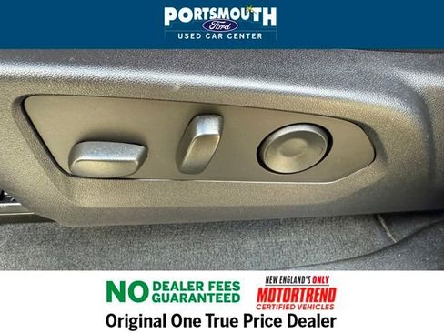 Used 2024 Chevrolet Colorado Z71 w/ Z71 Convenience Package 2 image 22