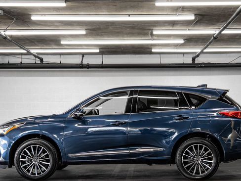 Certified 2025 Acura RDX SH-AWD w/ Advance Package image 2