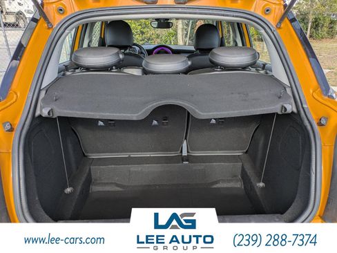 Used 2016 MINI Cooper 4-Door Hardtop image 11