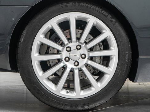 Used 2003 Aston Martin Vanquish image 41