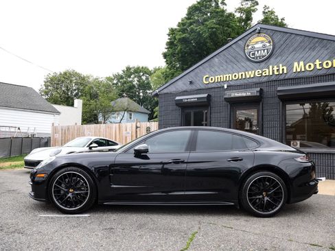 Used 2018 Porsche Panamera 4S AWD/4WD image 2