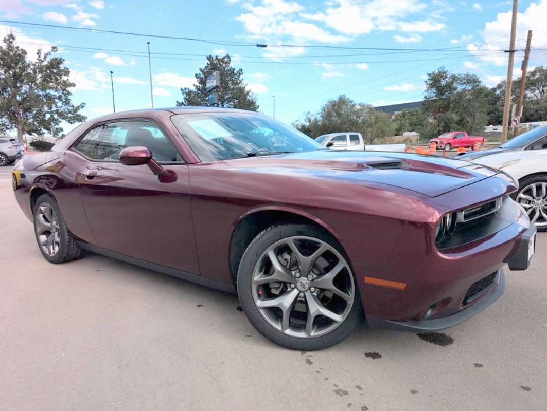 Used 2017 Dodge Challenger SXT Plus RWD image 1