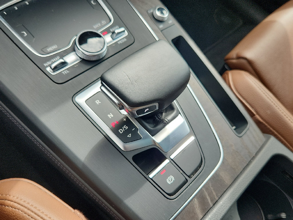 Used 2019 Audi Q5 2.0T Premium Plus w/ Premium Plus Package AWD/4WD image 19