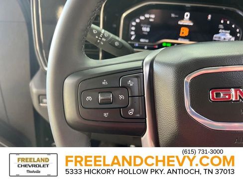 Used 2024 GMC Sierra 1500 SLE image 17