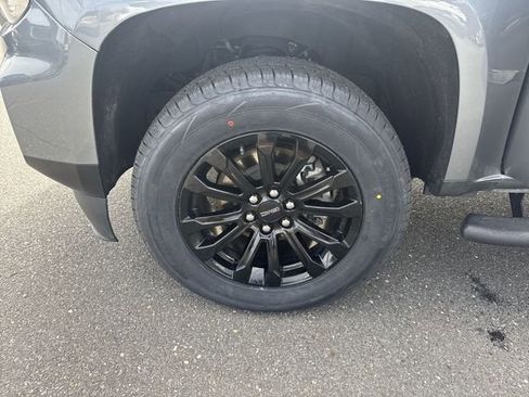 Used 2022 GMC Canyon Elevation image 29