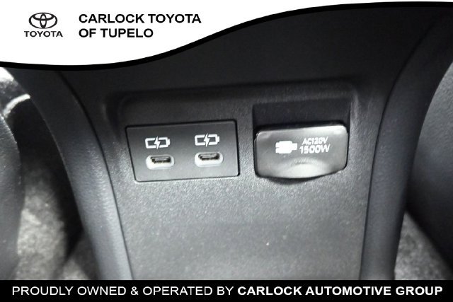 Used 2026 Toyota Prius Plug-In Hybrid FWD image 22
