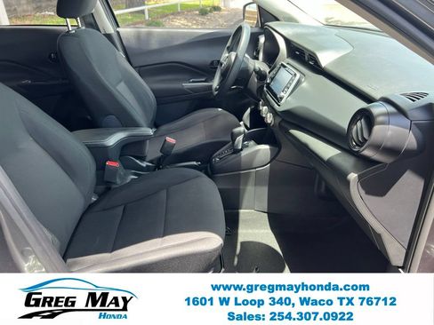 Used 2024 Nissan Kicks S FWD image 12