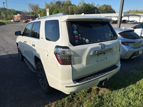 Used 2017 Toyota 4Runner Limited image 7