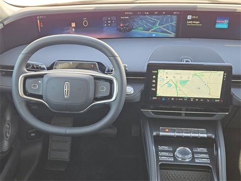 New 2026 Lincoln Nautilus Reserve image 25