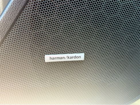 Used 2018 Subaru Forester 2.5i Limited image 17