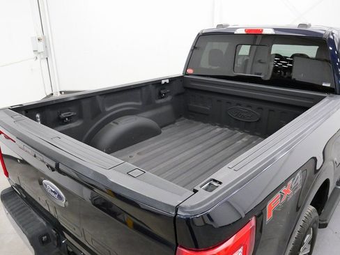 Used 2021 Ford F150 Lariat w/ Max Trailer Tow Package image 37
