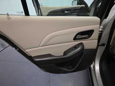 Used 2014 Chevrolet Malibu LT FWD image 24