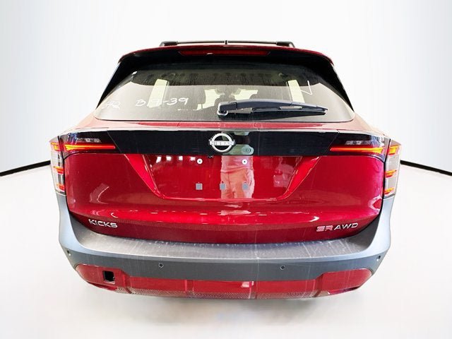 New 2026 Nissan Kicks SR w/ Cold Weather Package AWD/4WD image 6