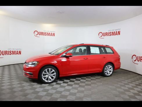 Used 2018 Volkswagen Golf SEL image 7