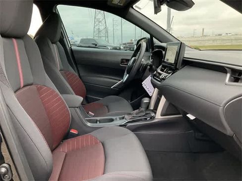 Certified 2025 Toyota Corolla Cross Hybrid Nightshade Edition image 17