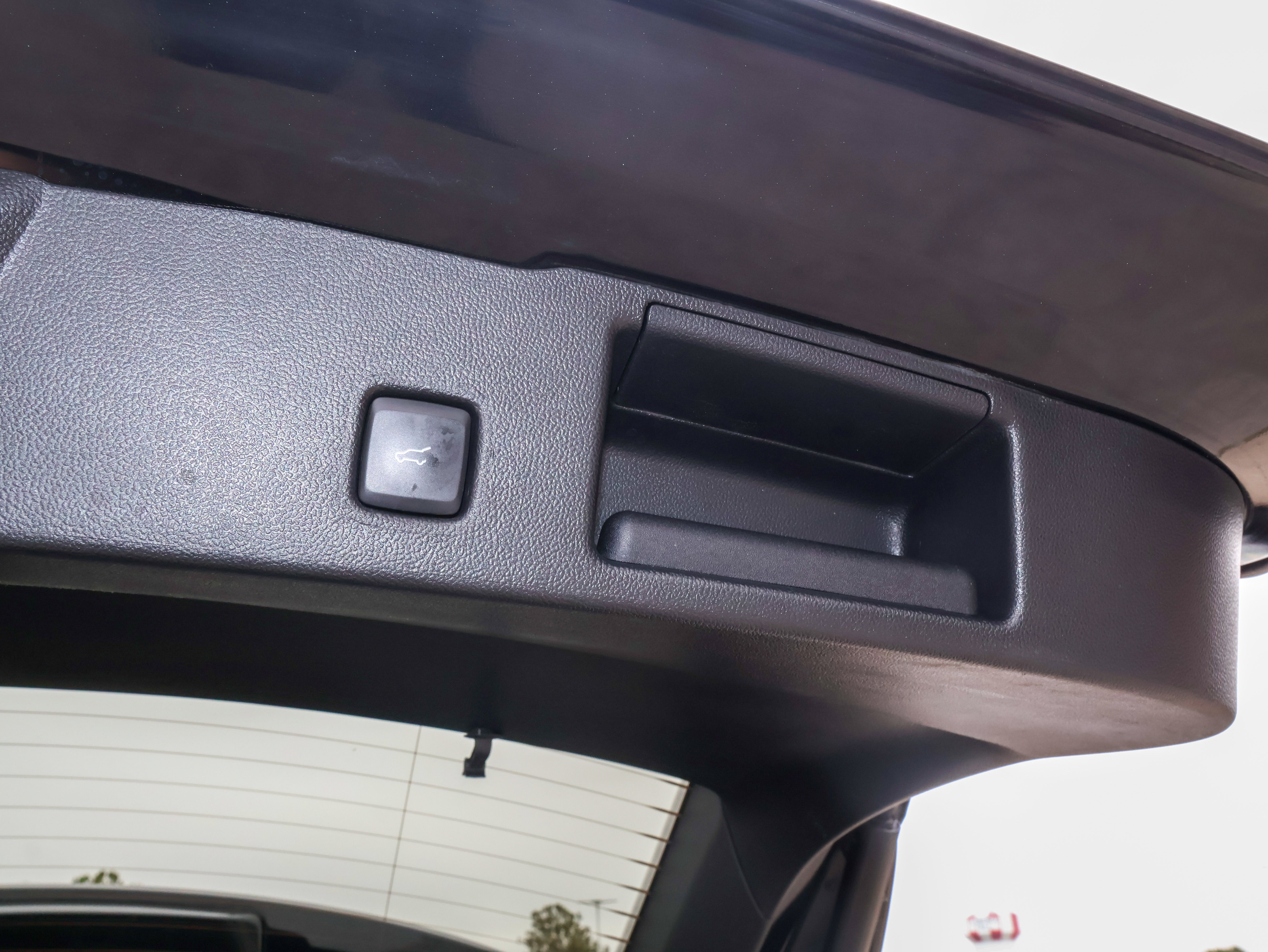 Used 2023 Ford Escape Active AWD/4WD image 8