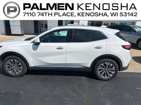 Used 2025 Buick Envision Preferred AWD/4WD image 1