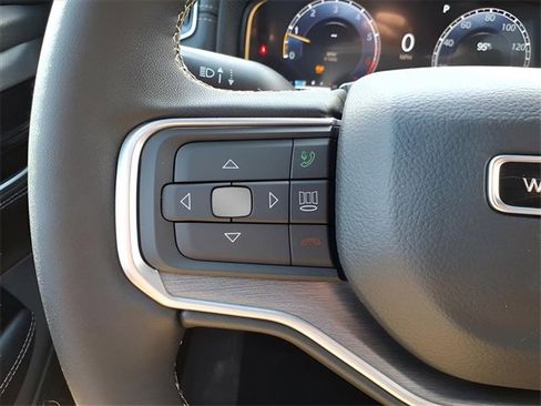 New 2025 Jeep Wagoneer 4WD image 14