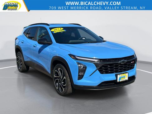 Certified 2024 Chevrolet Trax RS w/ Sunroof Package FWD image 1