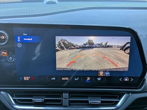 New 2026 Chevrolet Equinox EV LT image 12