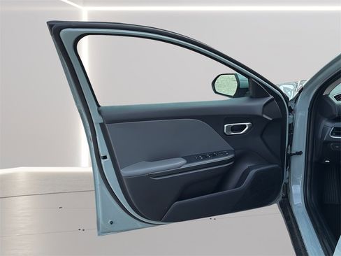 New 2026 Kia K4 LXS image 11