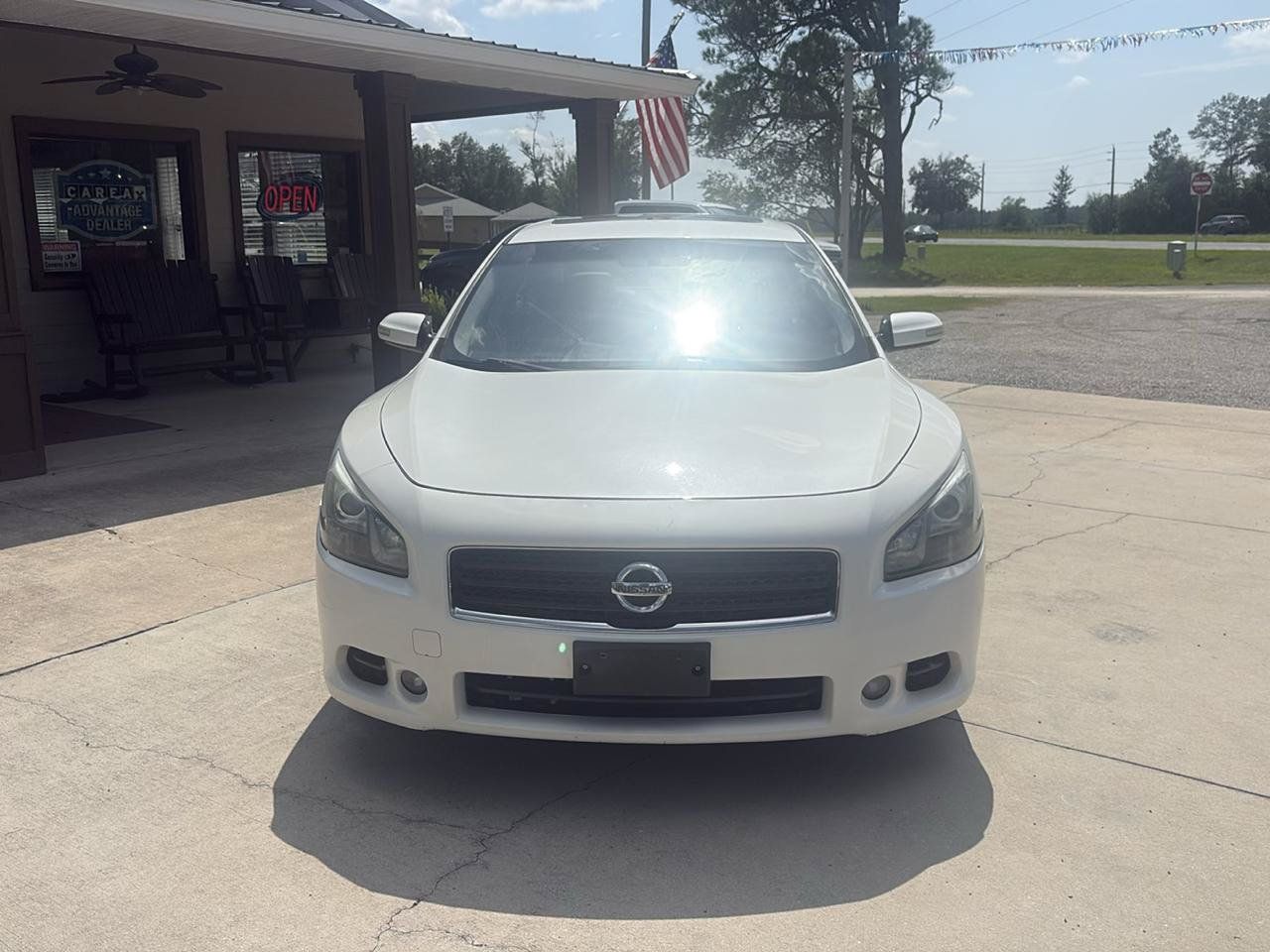 Used 2011 Nissan Maxima 3.5 SV w/ Sport Pkg FWD image 2