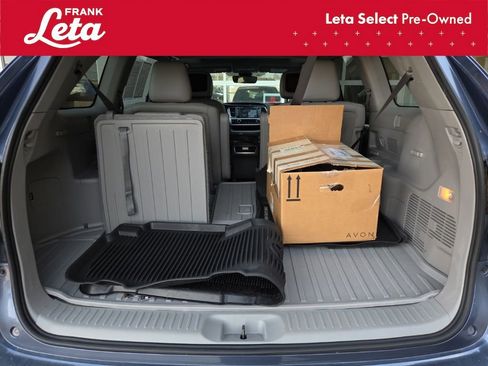 Used 2018 Toyota Highlander XLE image 19