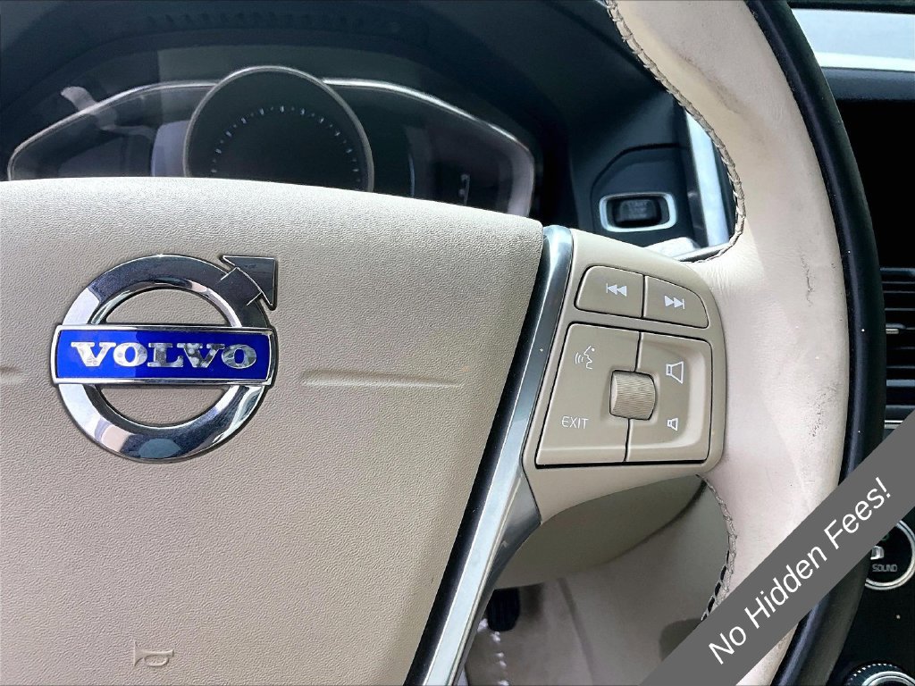 Used 2016 Volvo XC60 T5 Premier w/ Proximity Package AWD/4WD image 17