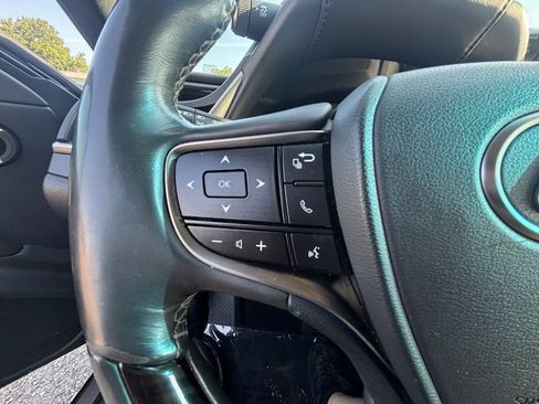 Used 2019 Lexus ES 350 FWD image 16
