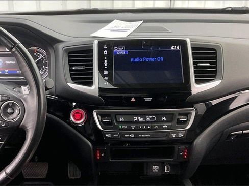 Used 2020 Honda Ridgeline Black Edition image 6