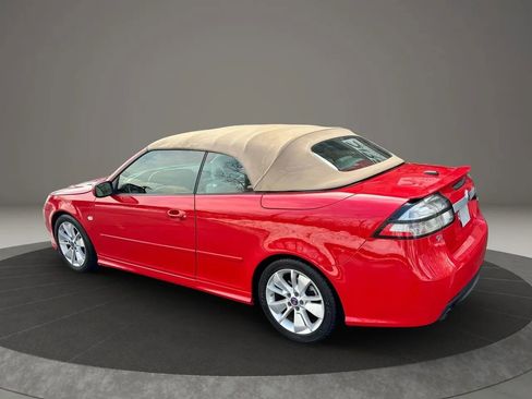 Used 2010 Saab 9-3 Aero w/ Aero Premium Package image 13